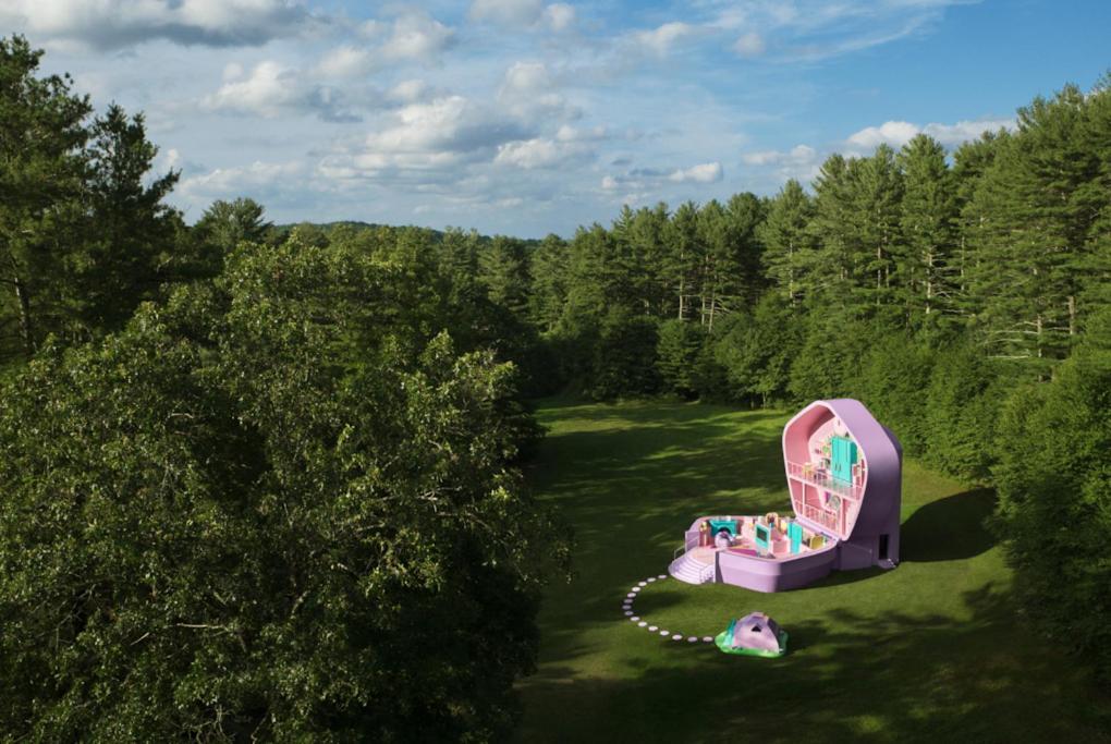 Sleepover At Polly Pockets Compact
