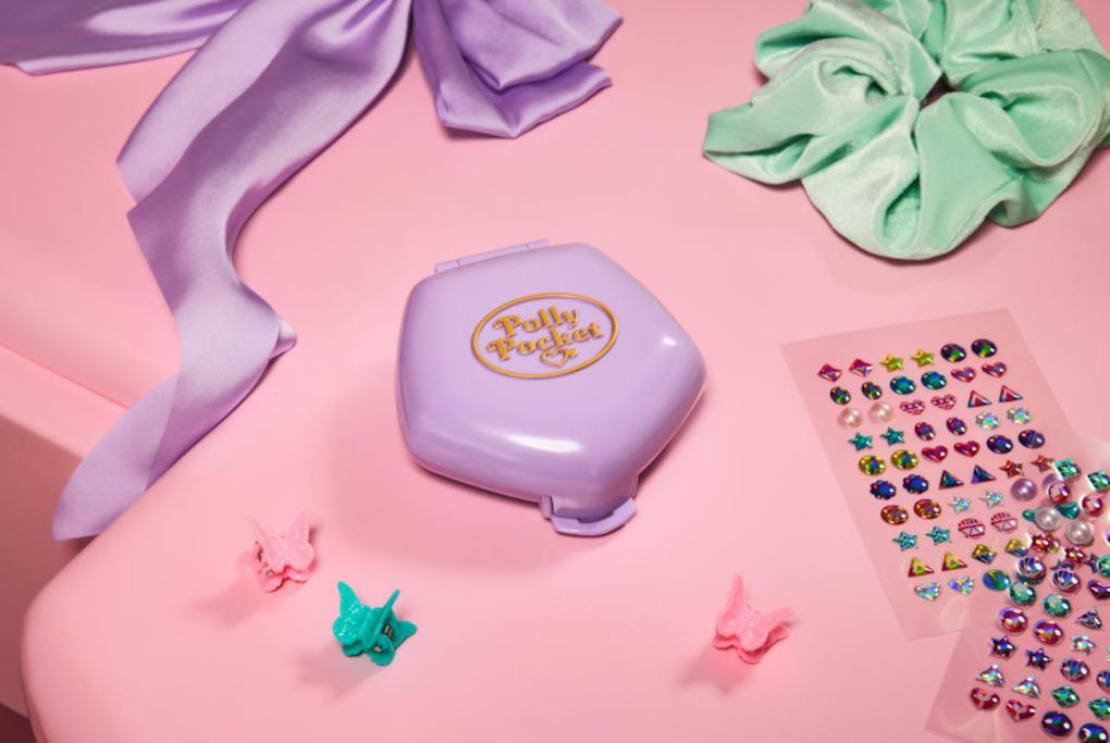 Sleepover At Polly Pockets Compact *